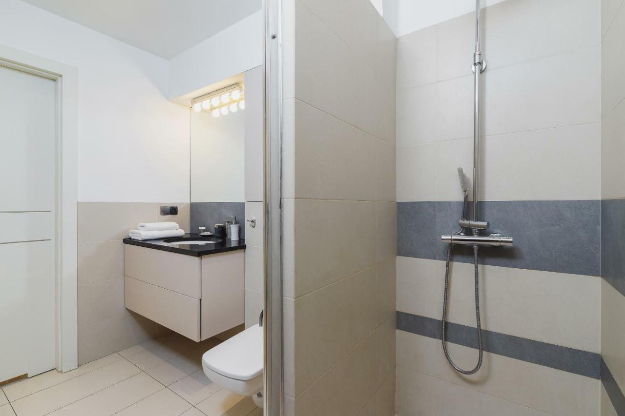 Apartments Cracow Miodowa By Renters Красков Екстериор снимка